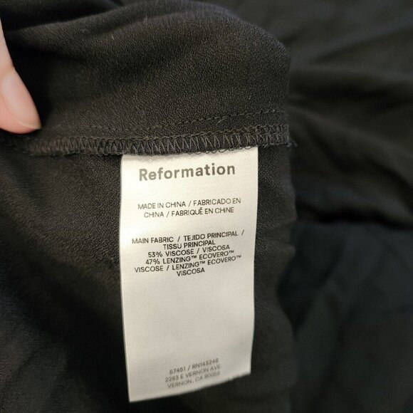 Reformation women's black skirt in size 6 - Picture 5 of 11